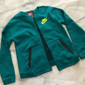 NWOT Girl’s Nike Jacket
